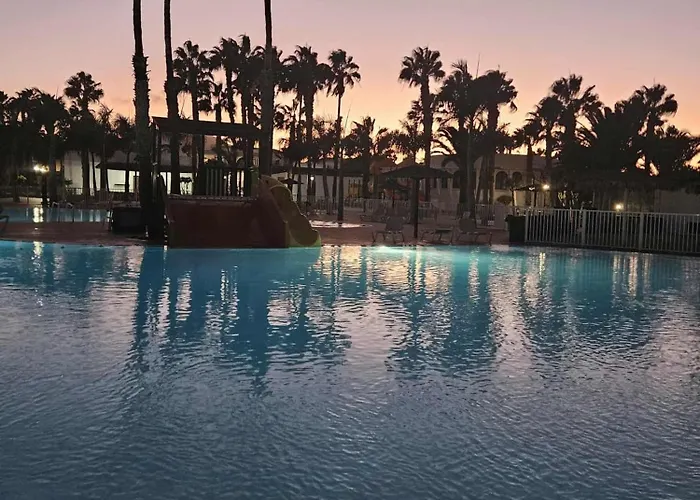 Casa Camila קורלחו